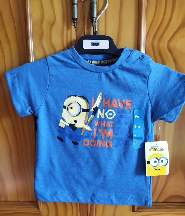 Talla 9 meses niño. Camiseta oficial Minion etique