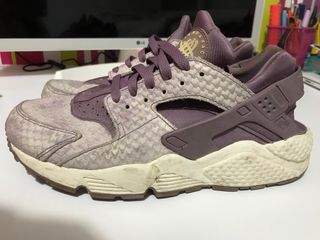 Huarache moradas de segunda mano por 10 EUR en Llíria en WALLAPOP