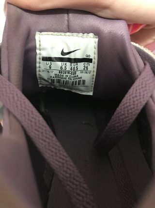 Huarache moradas de segunda mano por 10 EUR en Llíria en WALLAPOP
