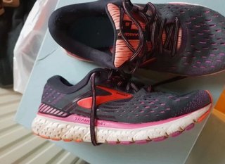 Zapatillas Brooks Transcend 6. talla 39.5 de segunda mano por 20 EUR en  Oviedo en WALLAPOP