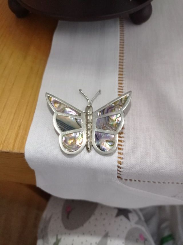 BROCHE PLATA y NÁCAR