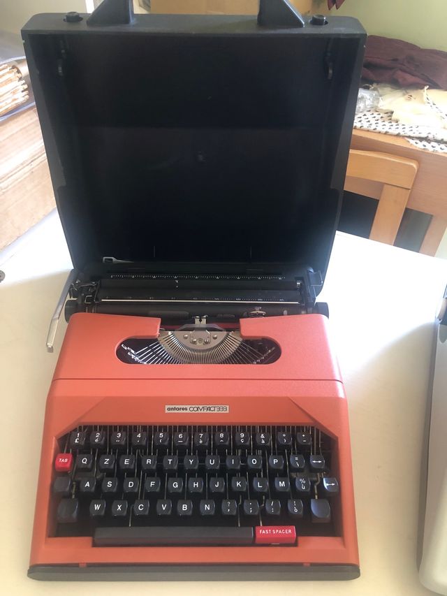 Macchina da scrivere