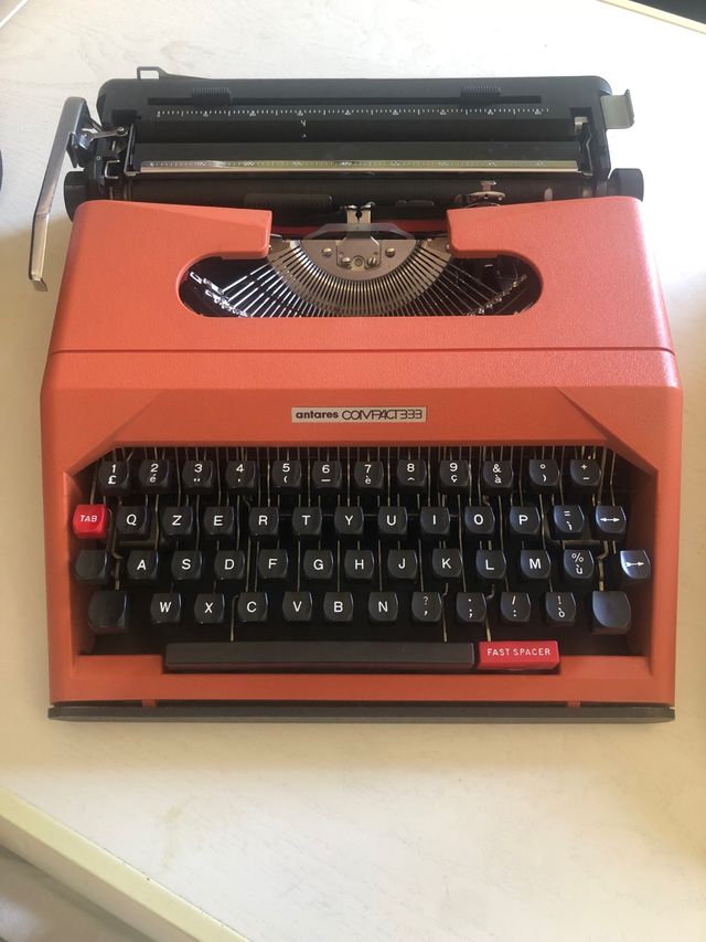 Macchina da scrivere