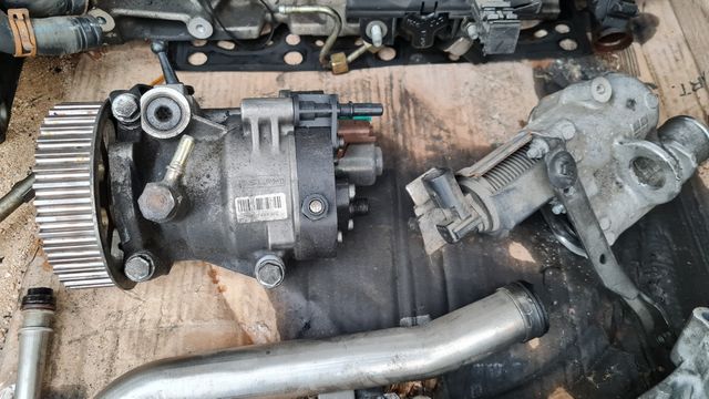 despiece de motor 1.5 dci k9k Renault scenic 2005