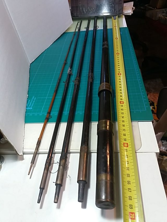 CAÑA PESCA DE MADERA, ANTERIOR AL USO DEL BAMBÚ.