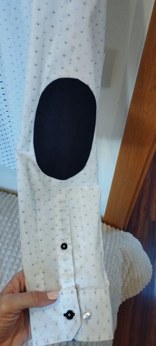 Camisa nueva El Corte Inglés de segunda mano por 5 EUR en Navia en WALLAPOP