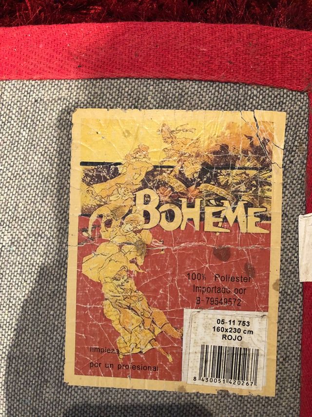 Alfombra roja pelo largo