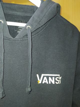 Sudadera vans x snoopy de segunda mano por 18,99 EUR en León en WALLAPOP