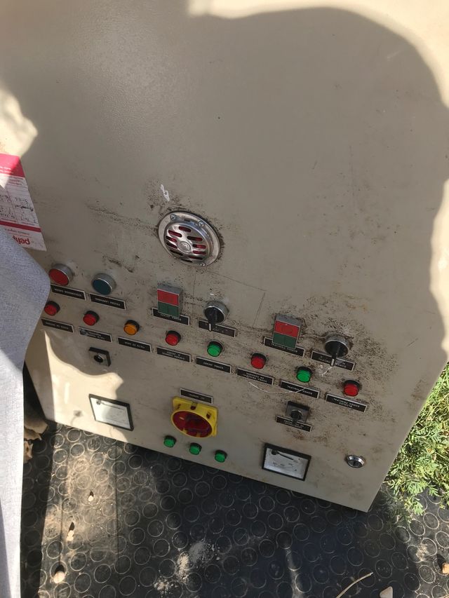 Caja grande eléctrica