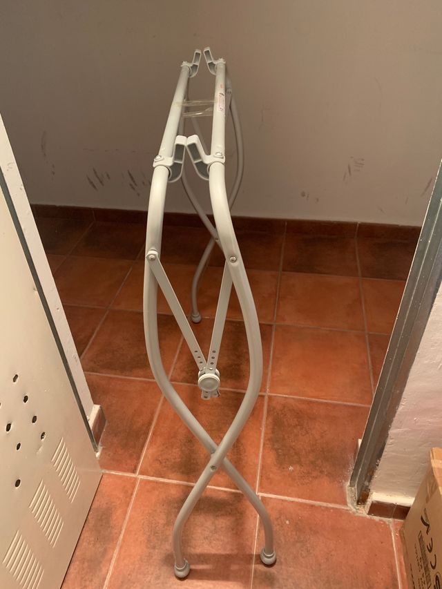 Bañera con patas cam