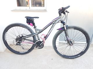Bicicleta Specialized Myka Elite 29\