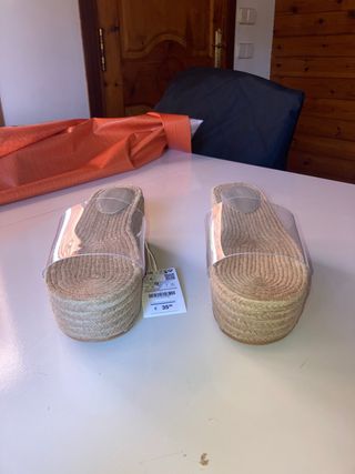 Cuña Mule de esparto transparente talla 37 Pull de segunda mano por 20 EUR  en Igualada en WALLAPOP