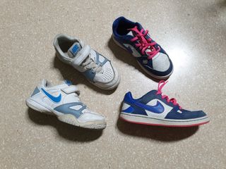 Zapatillas nike talla 32 de segunda mano por 15 EUR en Barcelona en WALLAPOP