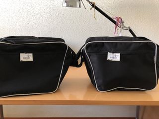 Maletas Bolsas interior izq y dcha BMW 1200 RT de segunda mano por 55 EUR  en Alicante en WALLAPOP