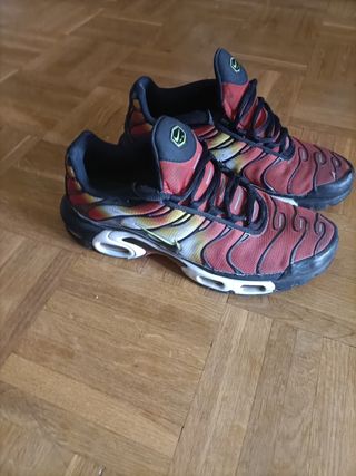 Nike tn originales de segunda mano por 100 EUR en Colloto en WALLAPOP