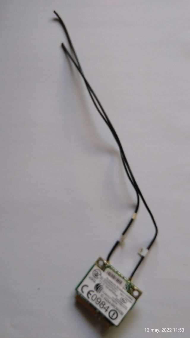 Tarjeta pci-e inalámbrica  y barra altavoz