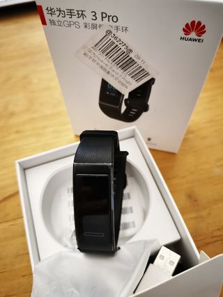 Pulsera de actividad Huawei Band 3 Pro de segunda mano por 15 EUR en  Barcelona en WALLAPOP