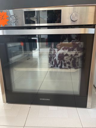 Microondas, MicroHorno, Hornos SAMSUNG de segunda mano en Urbanitzacio Sant  Salvador en WALLAPOP