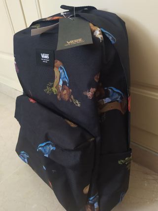 Mochila Vans NUEVA setas de segunda mano por 22,5 EUR en Sevilla en WALLAPOP