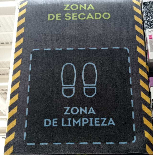 ALFOMBRA  A ESTRENAR MARCA JINTEX