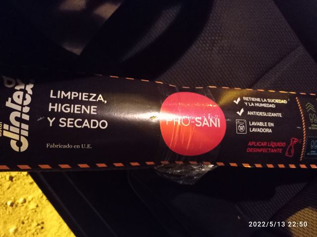 ALFOMBRA  A ESTRENAR MARCA JINTEX