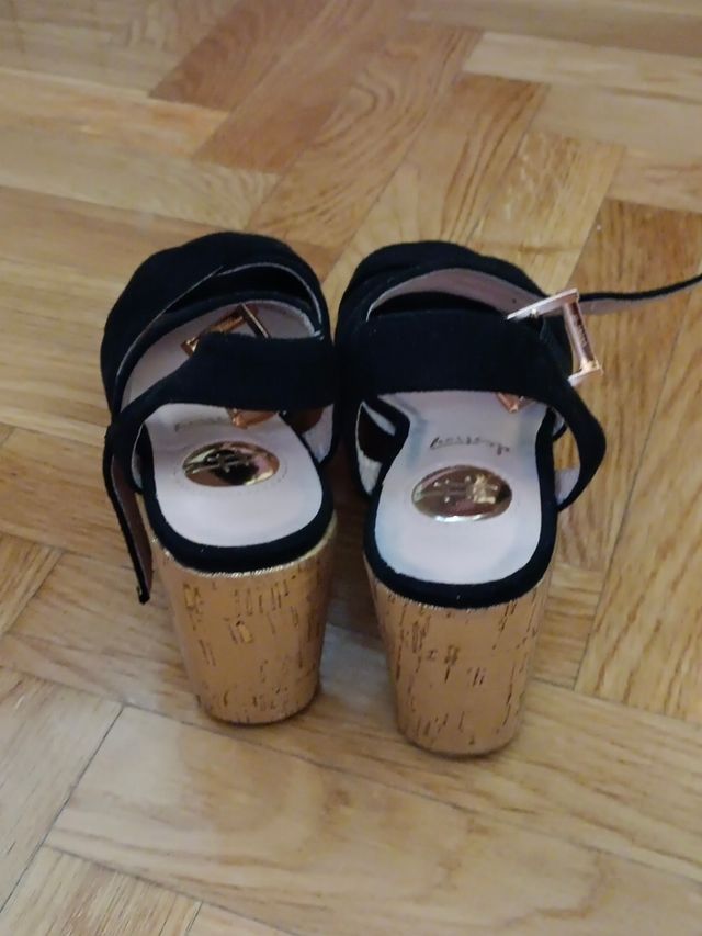 Sandalias