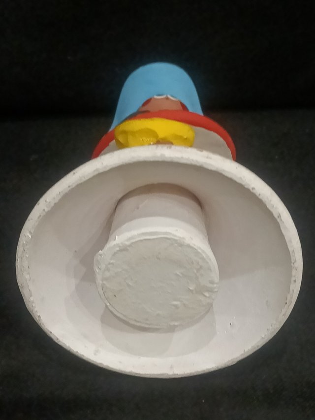 Figura chica de barro