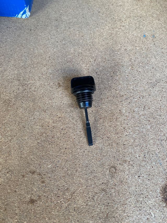 Varilla aceite Honda CBF 250