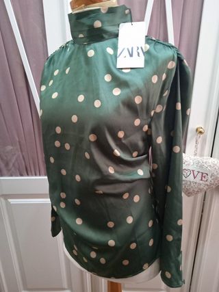 Blusa Zara lunares de segunda mano en WALLAPOP