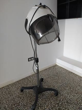 Secador de pelo de pie de segunda mano por 100 EUR en Vélez-Málaga en  WALLAPOP