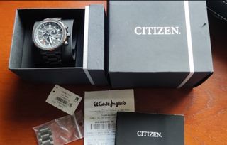 RELOJ CITIZEN ECO DRIVE RADIOCONTROLADO NUEVO de segunda mano por 380 EUR  en Madrid en WALLAPOP