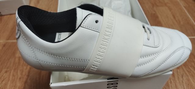 zapatillas bikkemberg talla 38. nuevas