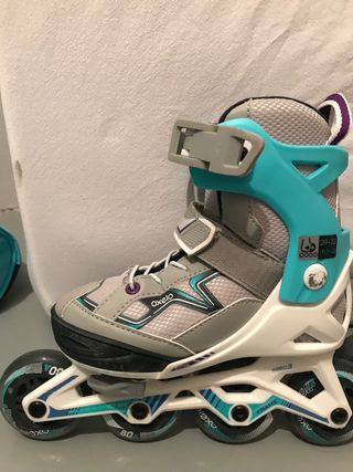 Patines decathlon 29-32, protecciones y bolsa de segunda mano por 45 EUR en  Zaragoza en WALLAPOP