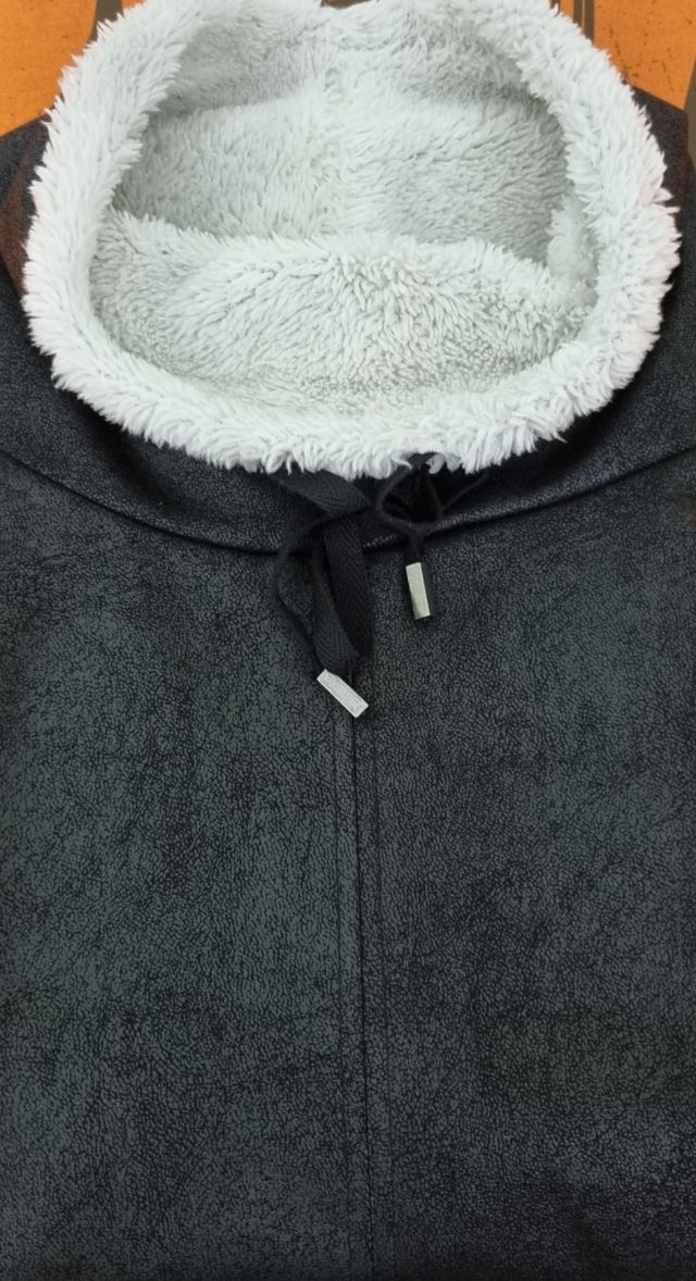 Sudadera Custo Barcelona.