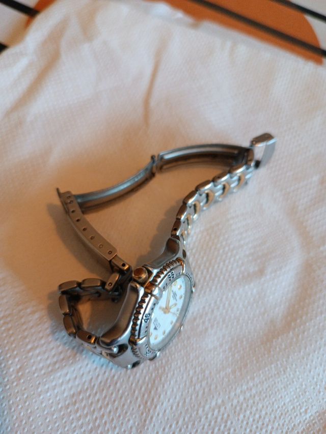 Reloj de mujer Lotus... perfecto estado..