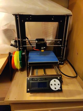 Impresora 3D de segunda mano por 100 EUR en Madrid en WALLAPOP
