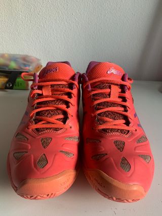 Asics padel Pablo Lima talla 39 con 24,5cms de segunda mano por 34 EUR en  Madrid en WALLAPOP