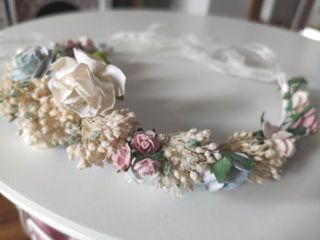 Corona Comunión TIZZAS de segunda mano por 27 EUR en Gijón en WALLAPOP
