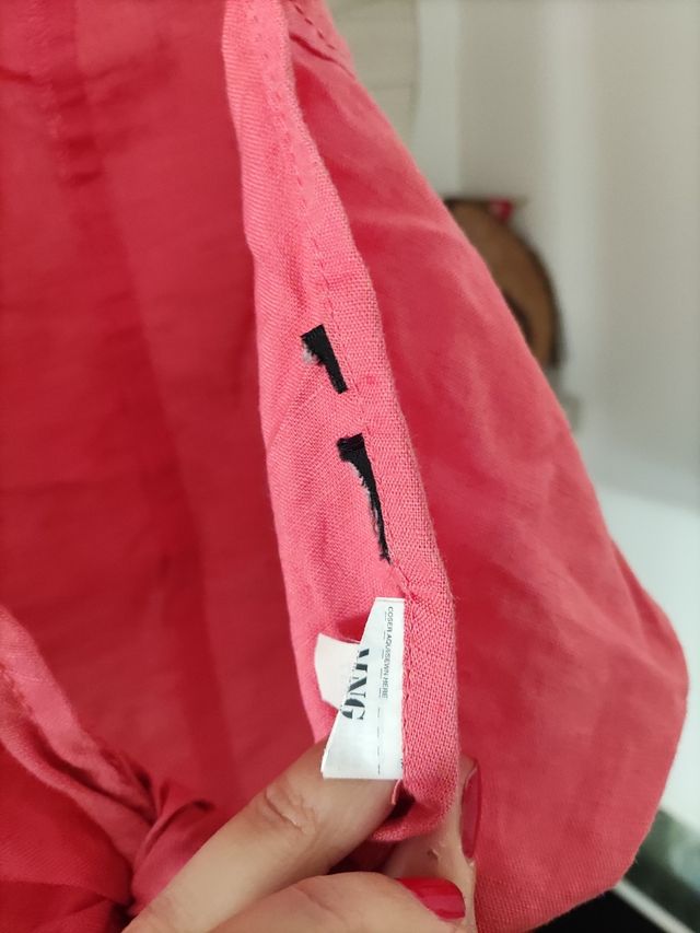 Top lino y espalda al aire Mango