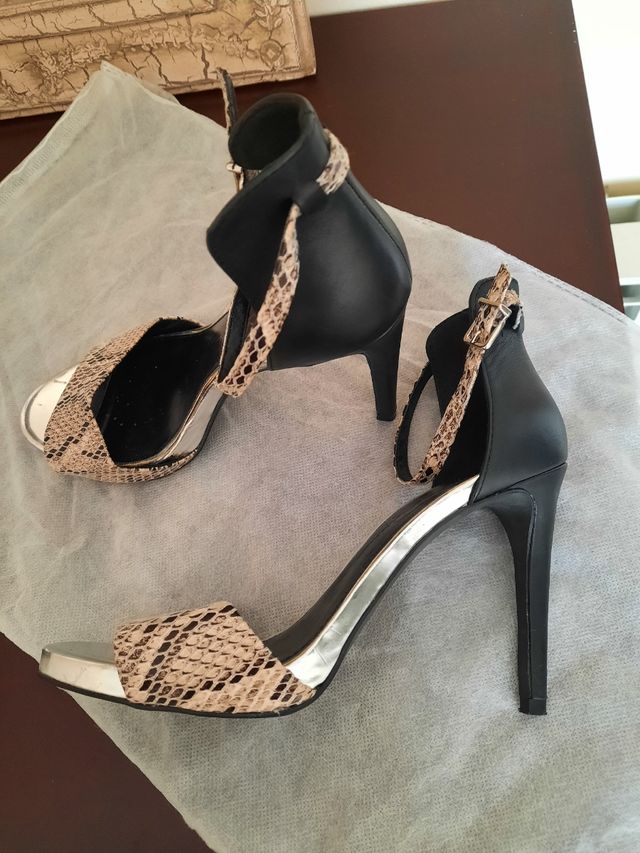 Sandalias de piel de tacon JESSICA SIMPSON  37,5