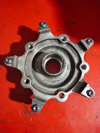 Cubo rueda trasera metropolis 400