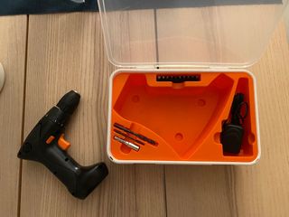 TALADRO Y DESTORNILLADOR FIXA IKEA de segunda mano por 30 EUR en Terrassa  en WALLAPOP
