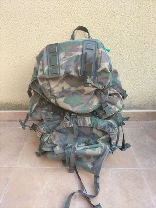 Mochila altus militar de segunda mano por 79,95 EUR en Zaragoza en WALLAPOP