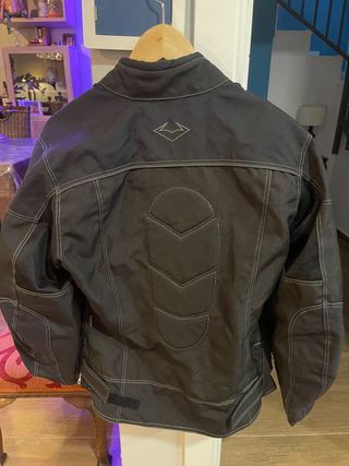 Chaqueta moto de segunda mano | CASINUEVO