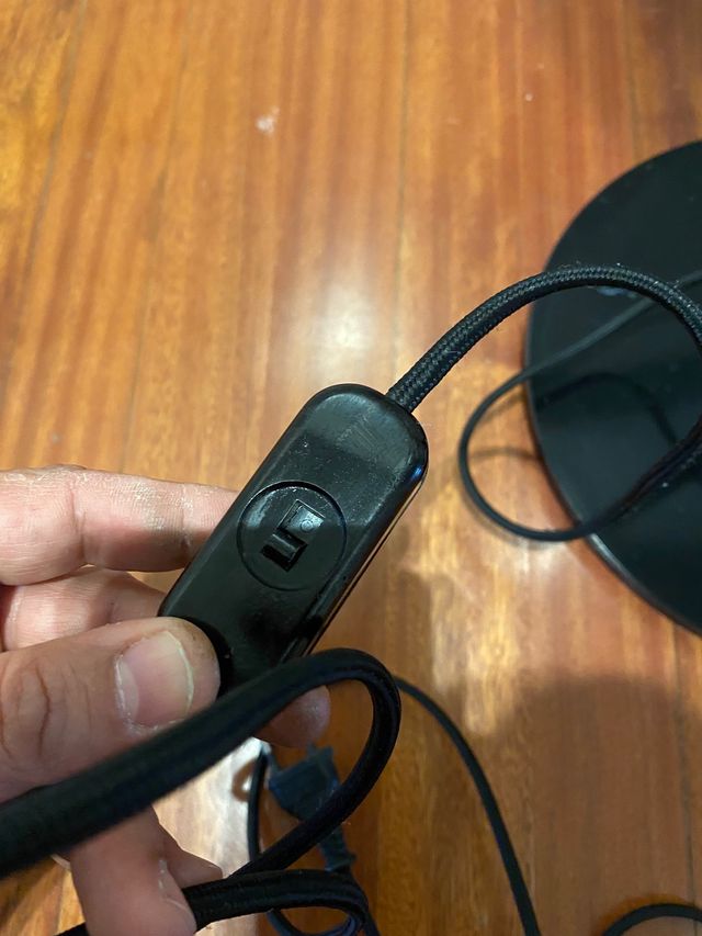 Lámpara color negro estilo vintage