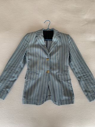 Americana mujer azul y blanca el ganso de segunda mano por 25 EUR en Madrid  en WALLAPOP