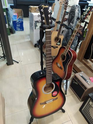 Guitarra Fender de segunda mano en Sevilla en WALLAPOP