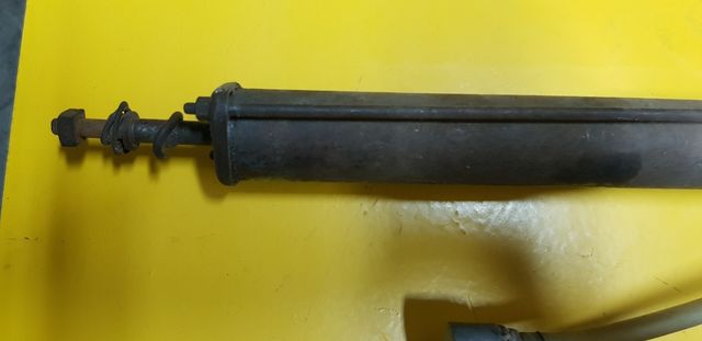 Pareja bombas aire antiguas