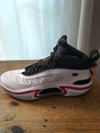Zapatillas Jordan de segunda mano en Gavà en WALLAPOP