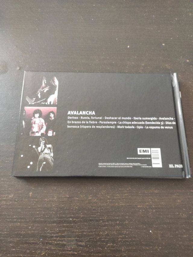 librodiscos de la colección héroes del silencio 